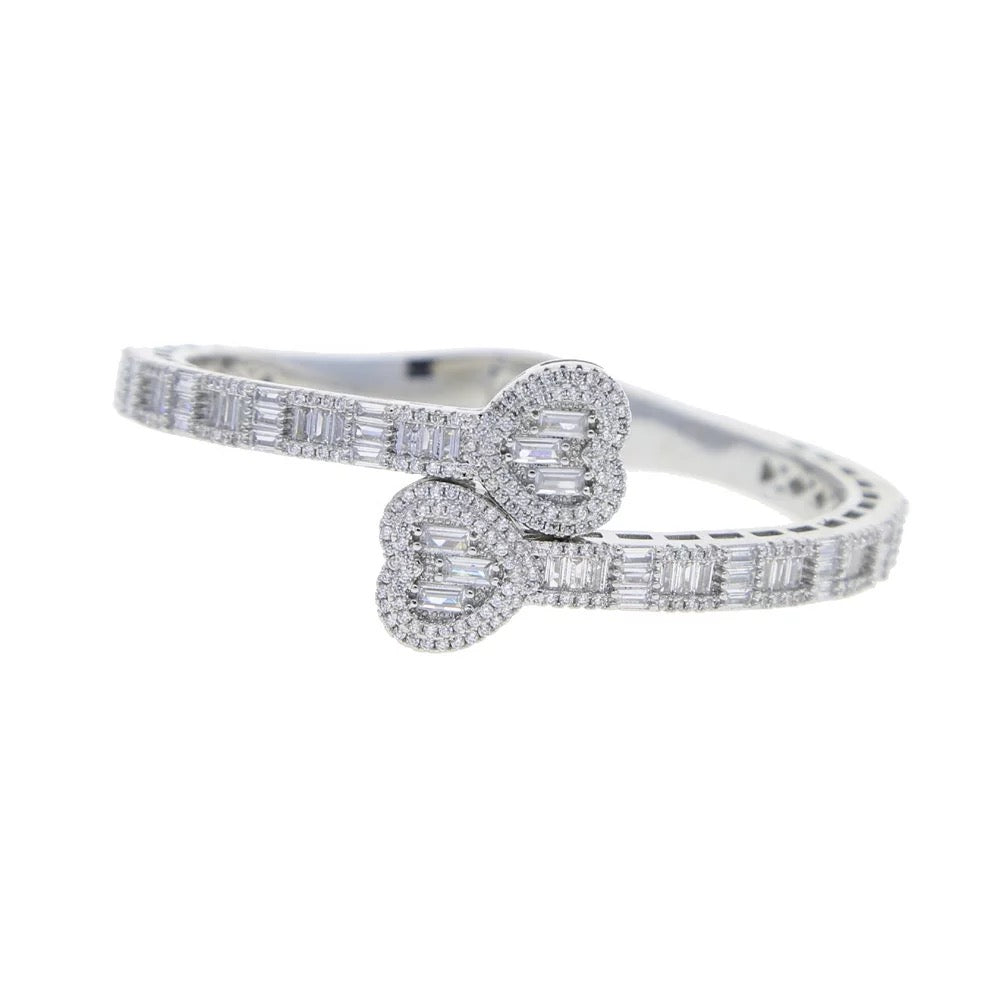 DOUBLE HEART BAGUETTE BANGLE